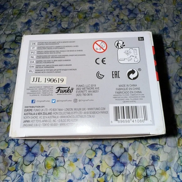 Funko Pop! Ad Icons Strawberry Short Kook Vinyl Figure - Picture 6 of 6